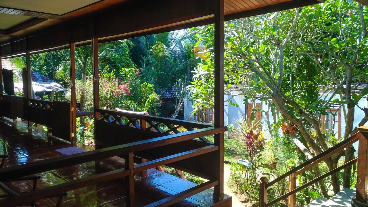 Hotel Panorama Backpackers Bunaken Exterior foto