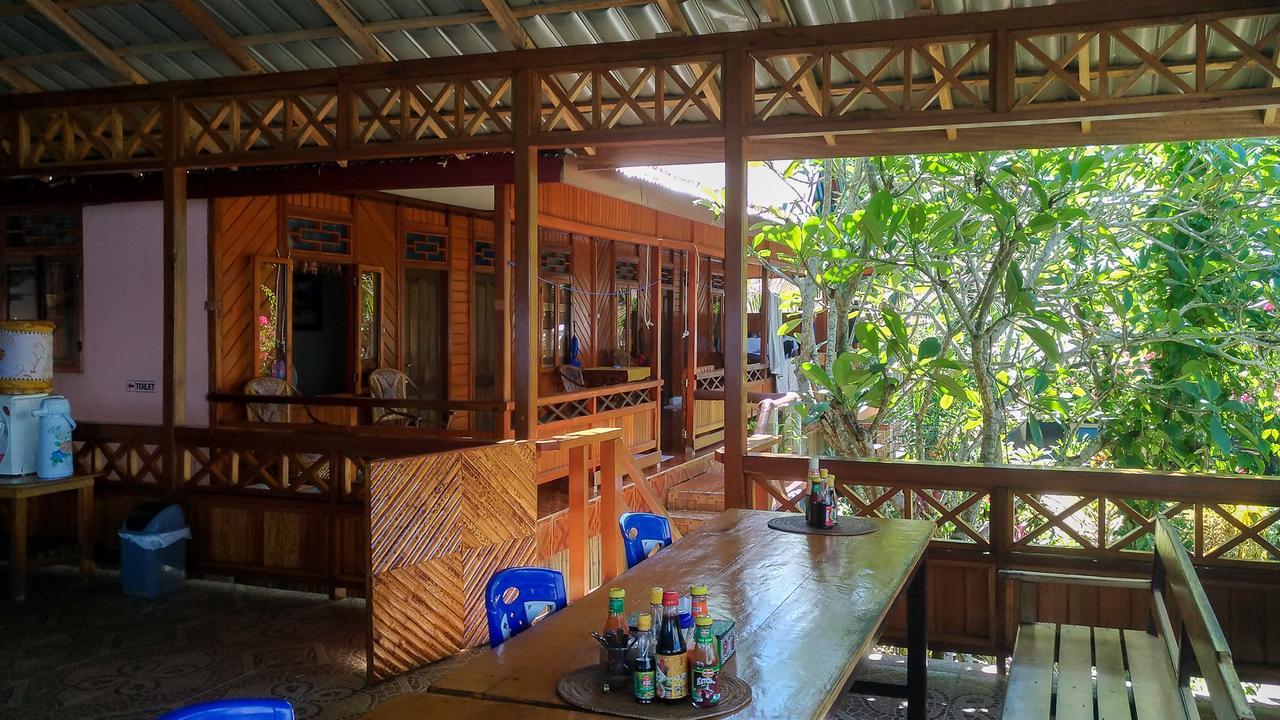 Hotel Panorama Backpackers Bunaken Exterior foto